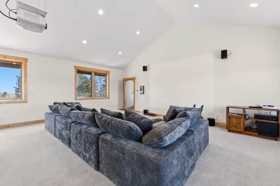 301 Polaris Ln - Image 4