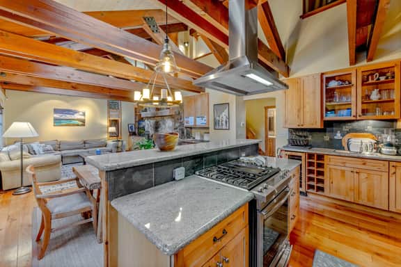 1810 Deer Park Dr - Image 2
