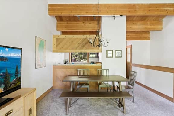 3127 Aspen Grove - Image 2