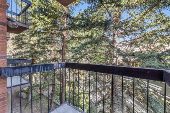 Shadow Ridge 211 - Image 4