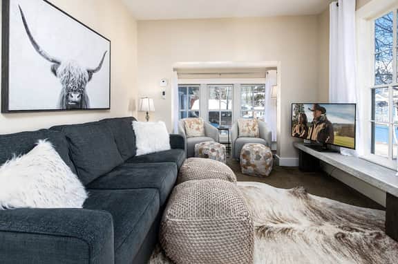 211 E Washington Ave - Image 5
