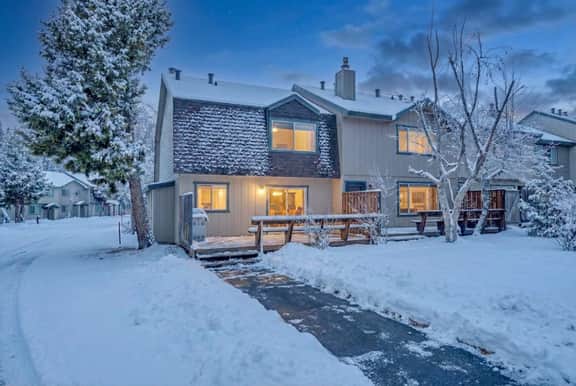 195 Lake Forest Glen - Image 4