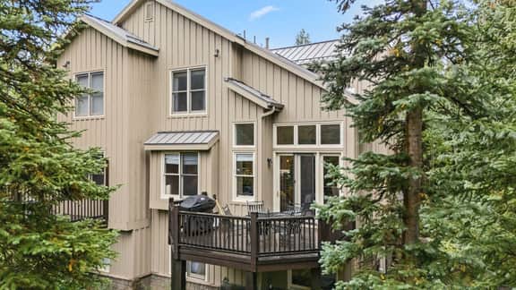 384 Settlers Dr - Image 2