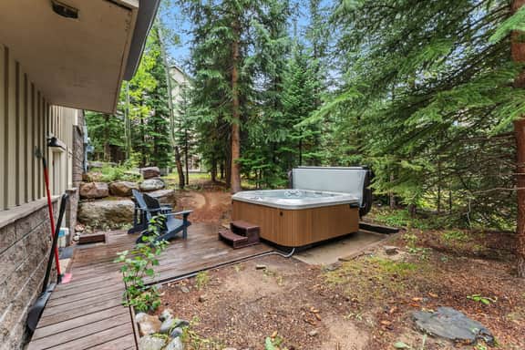 384 Settlers Dr - Image 3