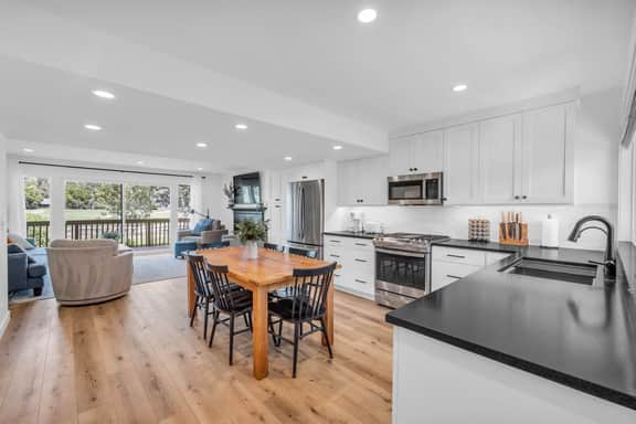 164 Dunlop Ct - Image 3