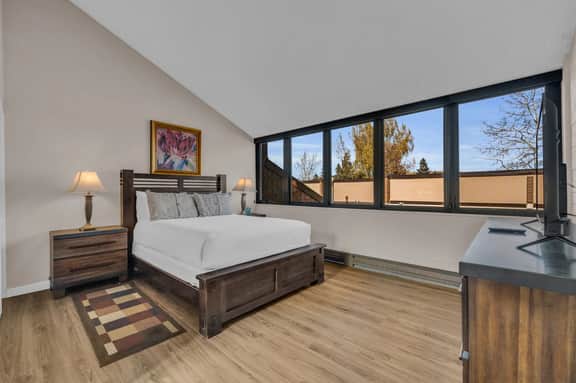 Park Ave #264 - Image 3
