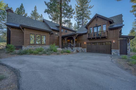 9380 Heartwood Dr - Image 5