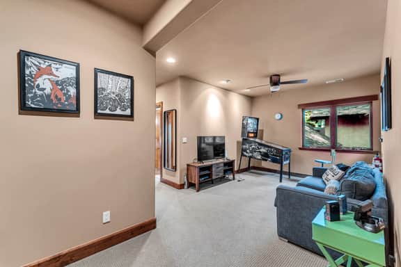 11080 Laurelwood Dr - Image 5
