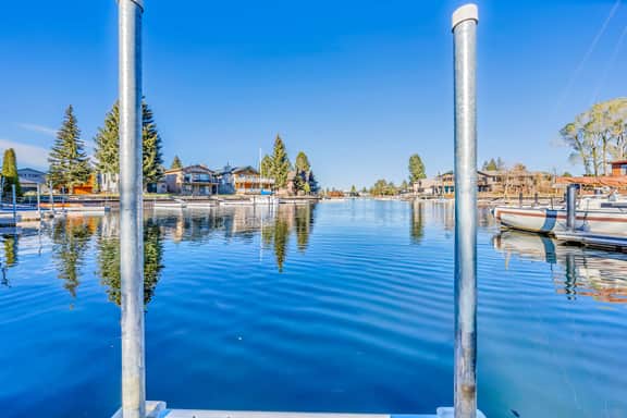 452 Christie Dr - Image 5