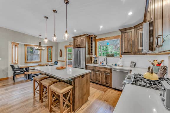 1152 Statford Way - Image 3