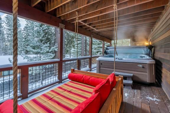649 Crystal Peak - Image 3