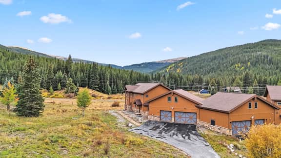 390 Whispering Pines - Image 3