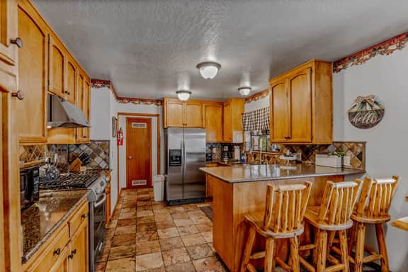 1305 Kings Way - Image 2