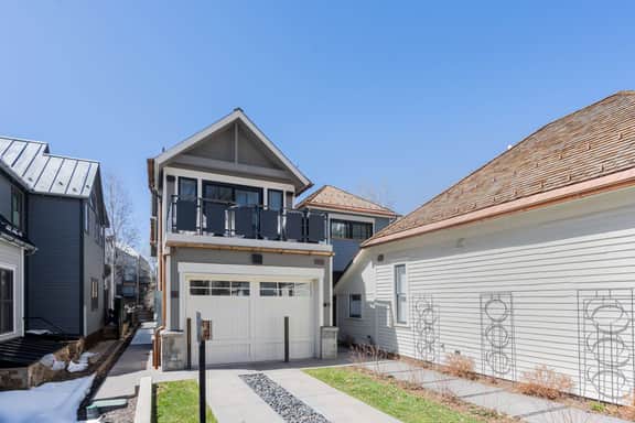 225 S Oak St #A - Image 3
