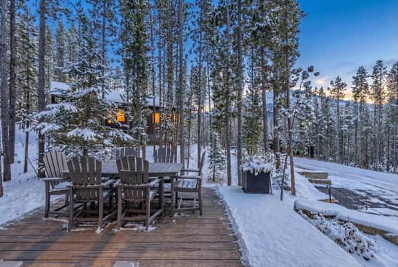 Ulerys Lake Cabin #9 - Image 4