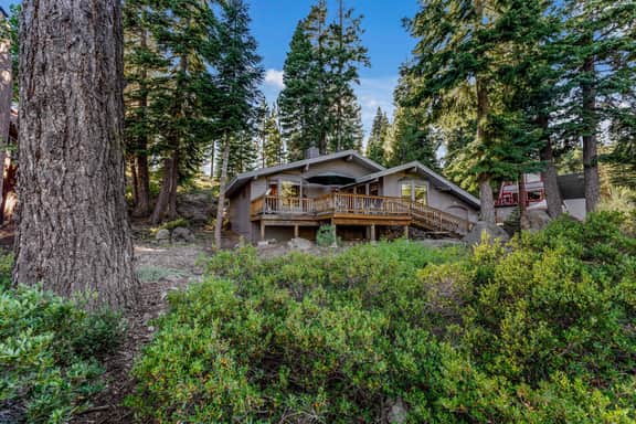 775 Old County Rd - Image 4