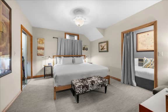 Wildwood Canyon Inn: San Juan - Image 2