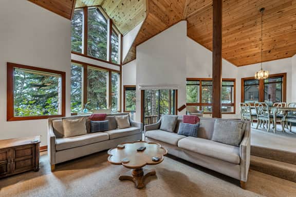 4070 N Lake Blvd - Image 2