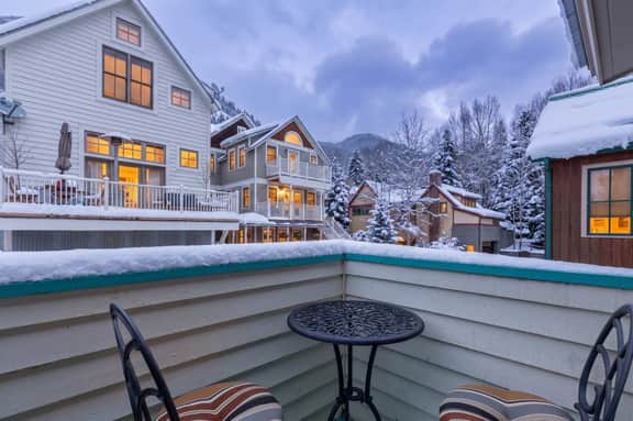 Wildwood Canyon Inn: Pine Crest - Image 4