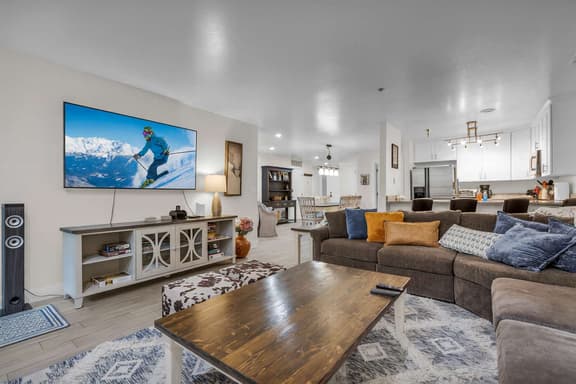 SilverCliff #102 - Image 1