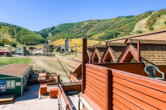 Lodge at MV #360 - Image 1