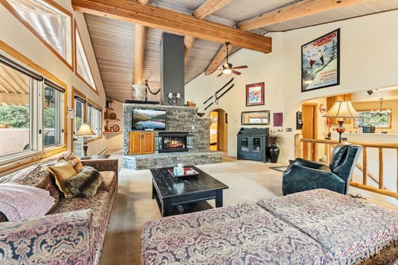 1475 Lions Ridge #W - Image 1