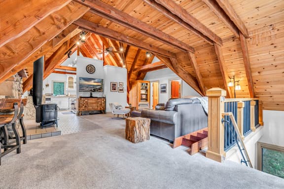 800 Woodside Dr - Image 1
