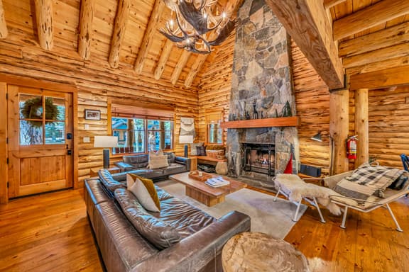 7077 Lewis Ave - Image 1