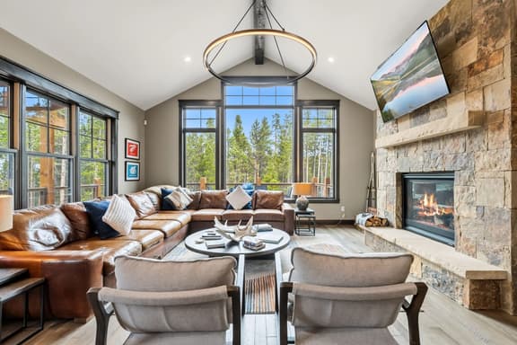 76 Retreat Dr - Image 1