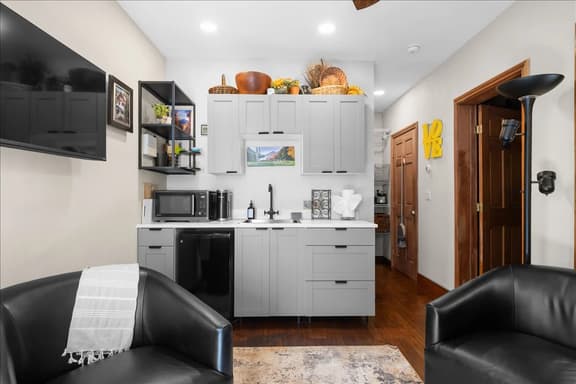 Wildwood Canyon Inn: San Juan - Image 1