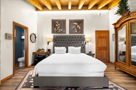 Wildwood Canyon Inn: Pine Crest - Image 1