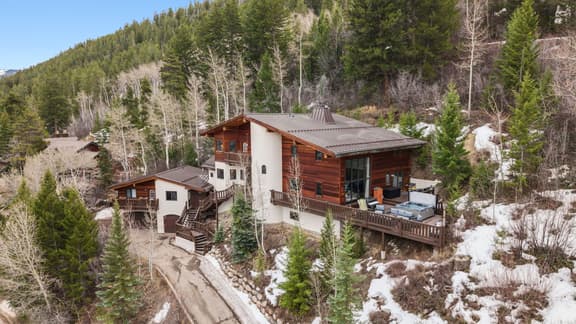 Vail Valley Escape | Hot Tub + Game Room + Views - Image 1